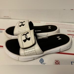 Under Armour Boys Slides Sandals Slip On 4D Foam Black White Youth Size 2